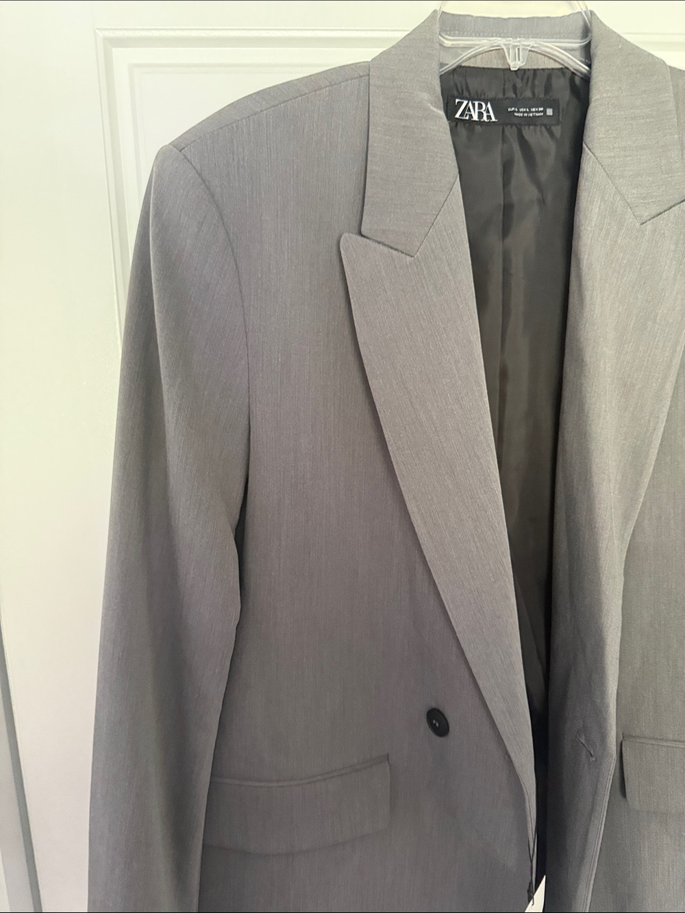 Zara Gray Women's Single-Breasted Blazer - Picture 4 of 4